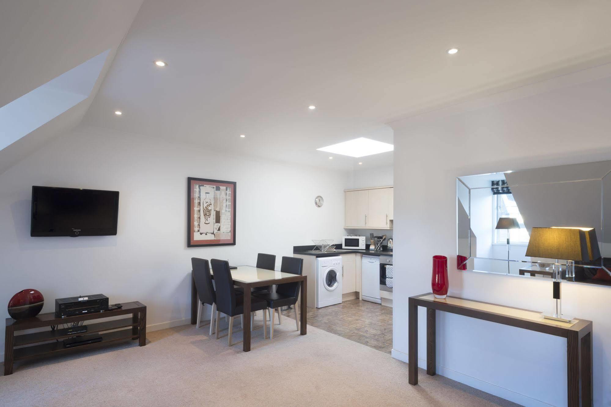Fountain Court Apartments - Grove Executive EDI Exteriér fotografie
