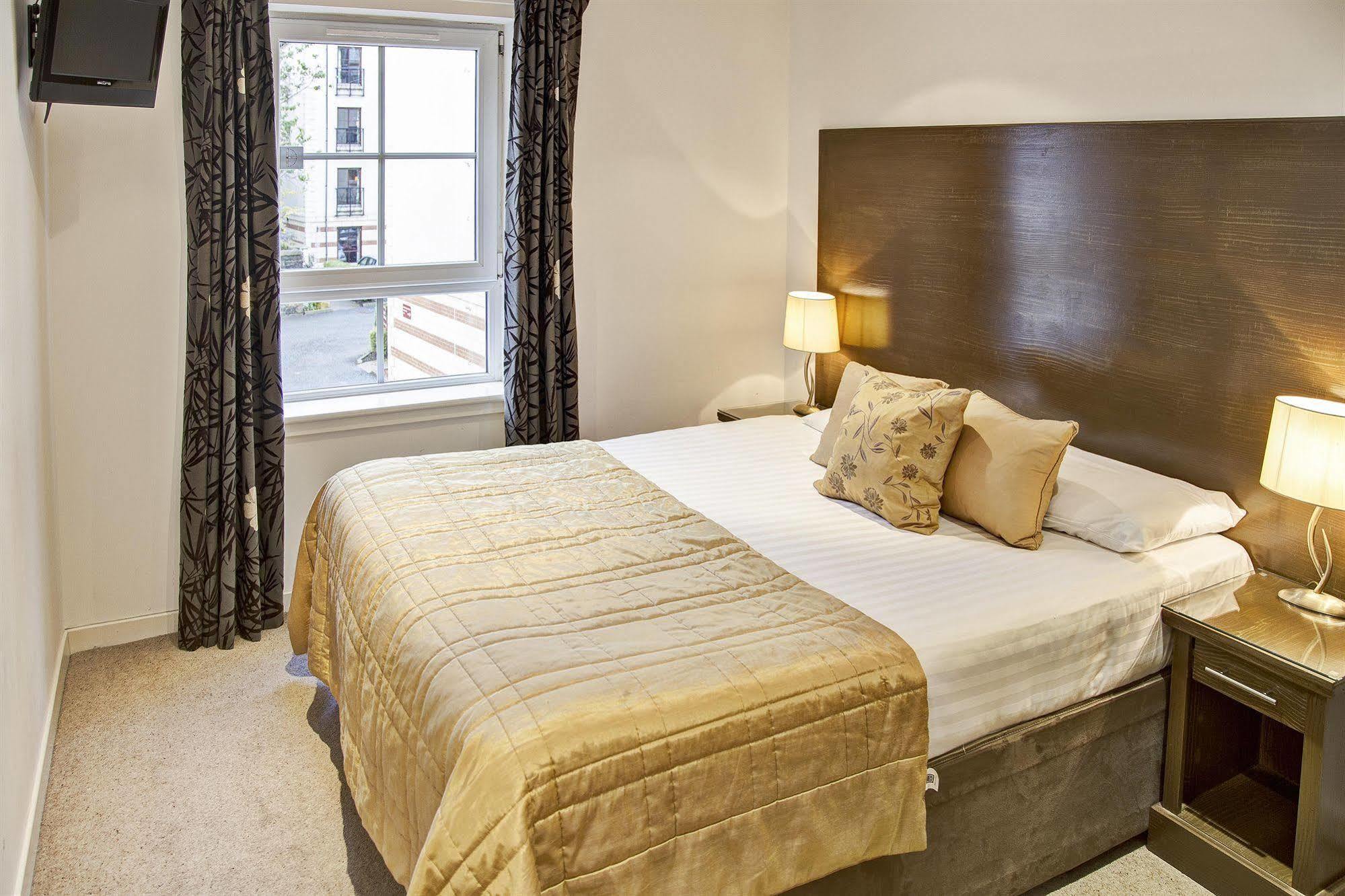 Fountain Court Apartments - Grove Executive EDI Exteriér fotografie