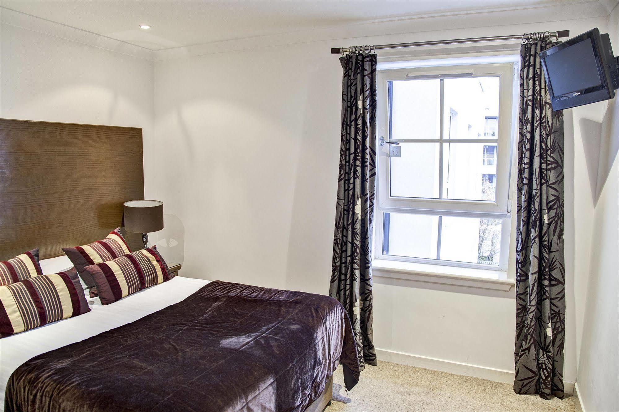 Fountain Court Apartments - Grove Executive EDI Exteriér fotografie